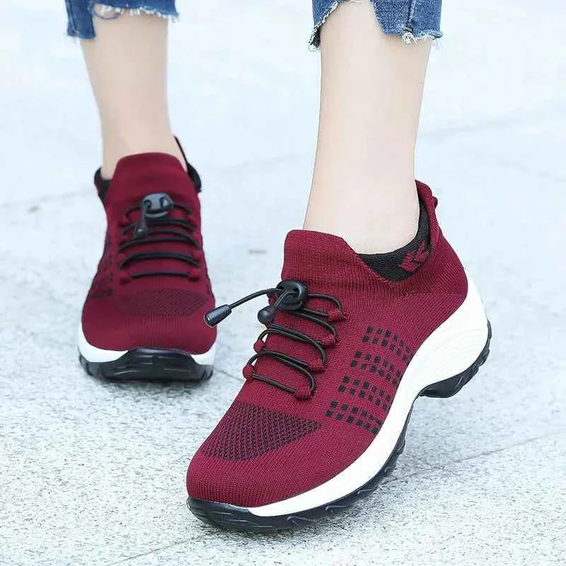 Women Walking Trainers Fashion Fly Weaving Sock Sneakers Breathe Comfort Nursing Shoes Casual Platform Loafers Non-Slip