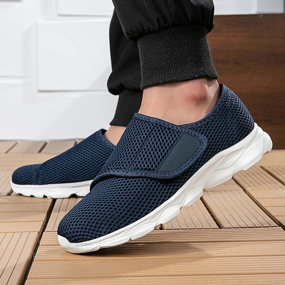 (BLUE)New Casual Orthopedics Wide Feet Swollen Shoes Thumb Eversion Adjusting Soft Comfortable Diabetic Shoe Walking